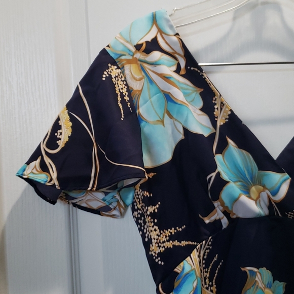 Nani of Hawaii vtg. Dress size 10 floral maxi - Picture 7 of 7